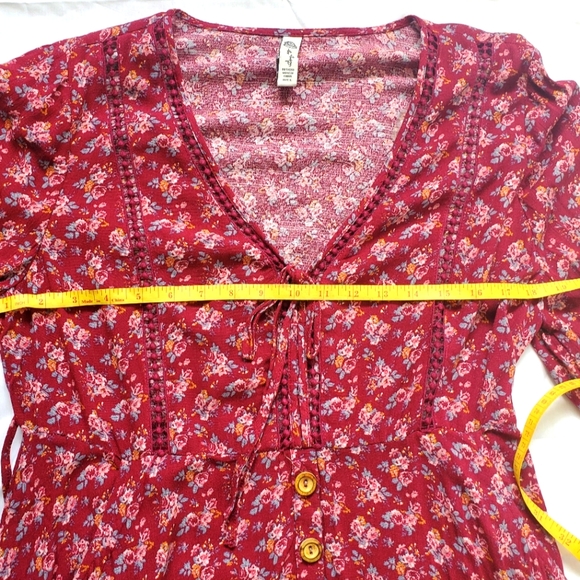 AMERICAN RAG CIE Juniors Floral Printed Bell Sleeve Mini Dress - Size Large - Picture 12 of 16